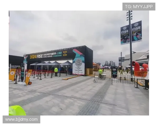 上海极限运动队在世界滑板锦标赛中的逆袭之路与荣耀时刻 上海极限运动队在世界滑板锦标赛中的逆袭之路与荣耀时刻