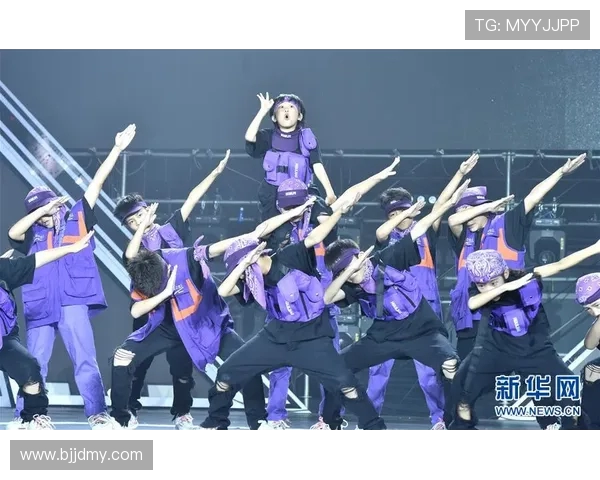 全国街舞大赛点评:西安攀岩队在舞台上的意识与表现分析 全国街舞大赛点评:西安攀岩队在舞台上的意识与表现分析