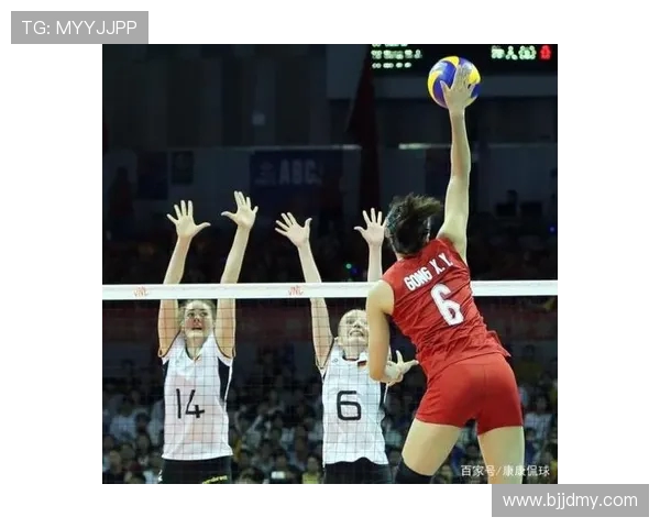 南京乒乓球队在钻石联赛积分榜上以54分稳居第一名展现强大实力 南京乒乓球队在钻石联赛积分榜上以54分稳居第一名展现强大实力