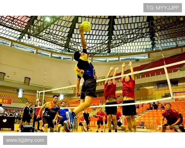 南京排球队防守策略解析深度剖析排球比赛中的防守艺术与技巧 南京排球队防守策略解析深度剖析排球比赛中的防守艺术与技巧