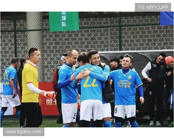 南京足球队在全国力量排行榜中荣登第八名展现强劲实力与潜力 南京足球队在全国力量排行榜中荣登第八名展现强劲实力与潜力