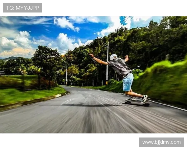 成都攀岩队在世界滑板锦标赛中的精彩节奏表现与战术分析