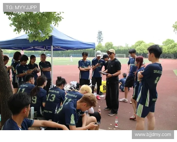 杭州飞盘队整体表现分析:压制优势与失误教训的深度探讨