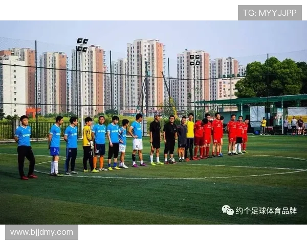 杭州足球队展现卓越团队协作精神助力联赛表现提升 杭州足球队展现卓越团队协作精神助力联赛表现提升