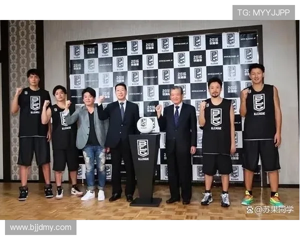 深圳篮球队在世界杯预选赛中以76分稳居积分榜首位引发关注