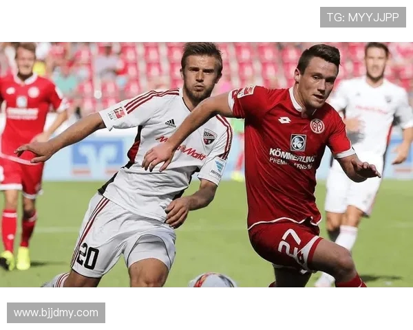 美因茨与克隆的激烈对决揭示德甲新赛季的竞争格局与球队实力分析