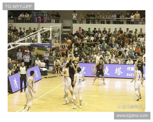 重庆滑板队与武汉滑板队赛后复盘分析意识碰撞与战术对抗