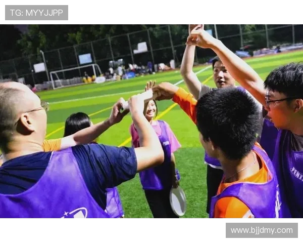 飞盘热潮席卷上海:探索飞盘队的意识变革与团队精神提升