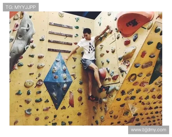 成都攀岩队在滑板精英赛中以94分稳居积分榜首位