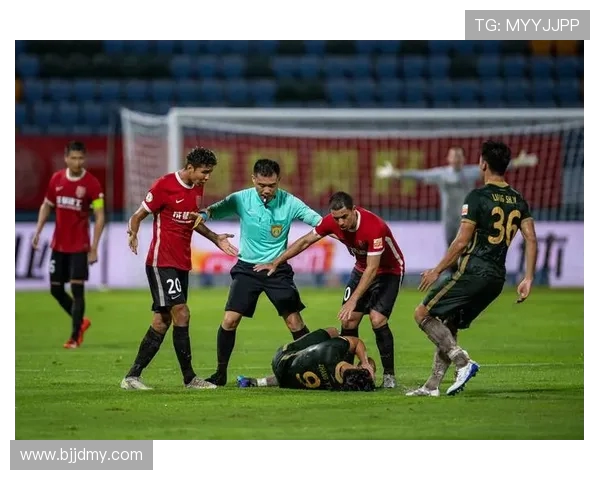 成都足球队实力分析与数据解读揭示其竞技表现的关键因素